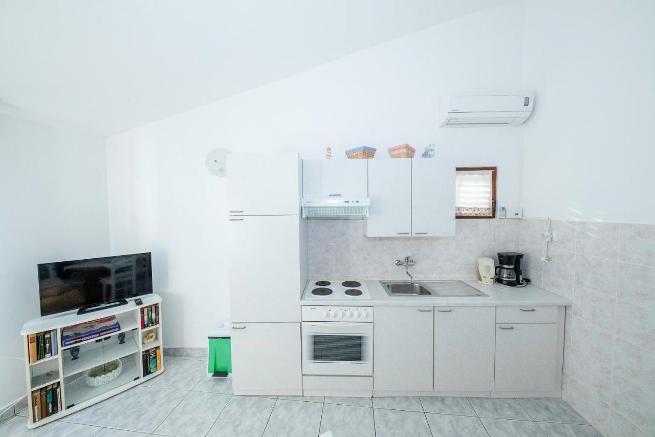 Apartmani Sanjin Tariba Супетарська Драґа Екстер'єр фото