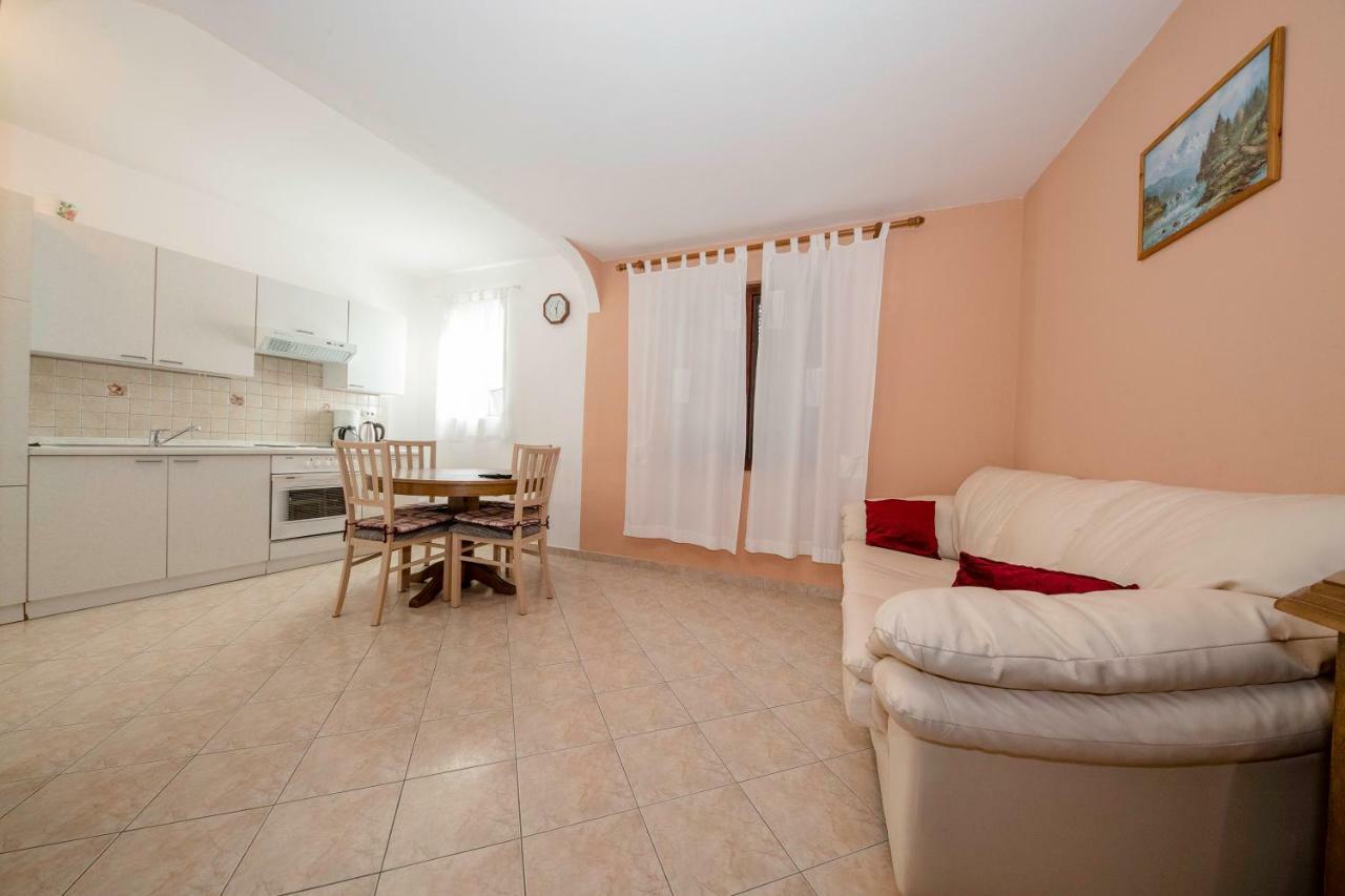 Apartmani Sanjin Tariba Супетарська Драґа Екстер'єр фото